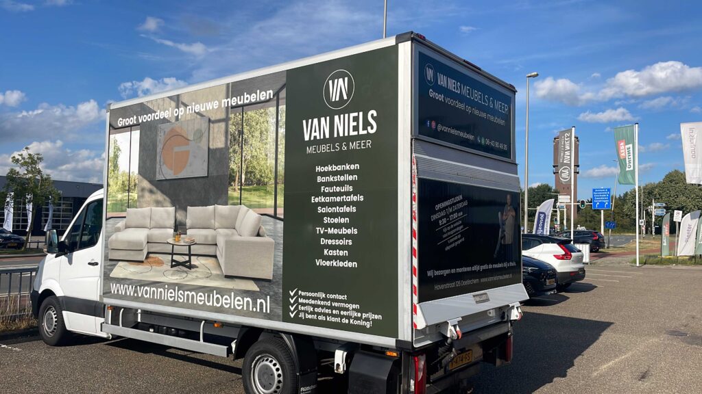 van niels bakwagen beletterd in doetinchem